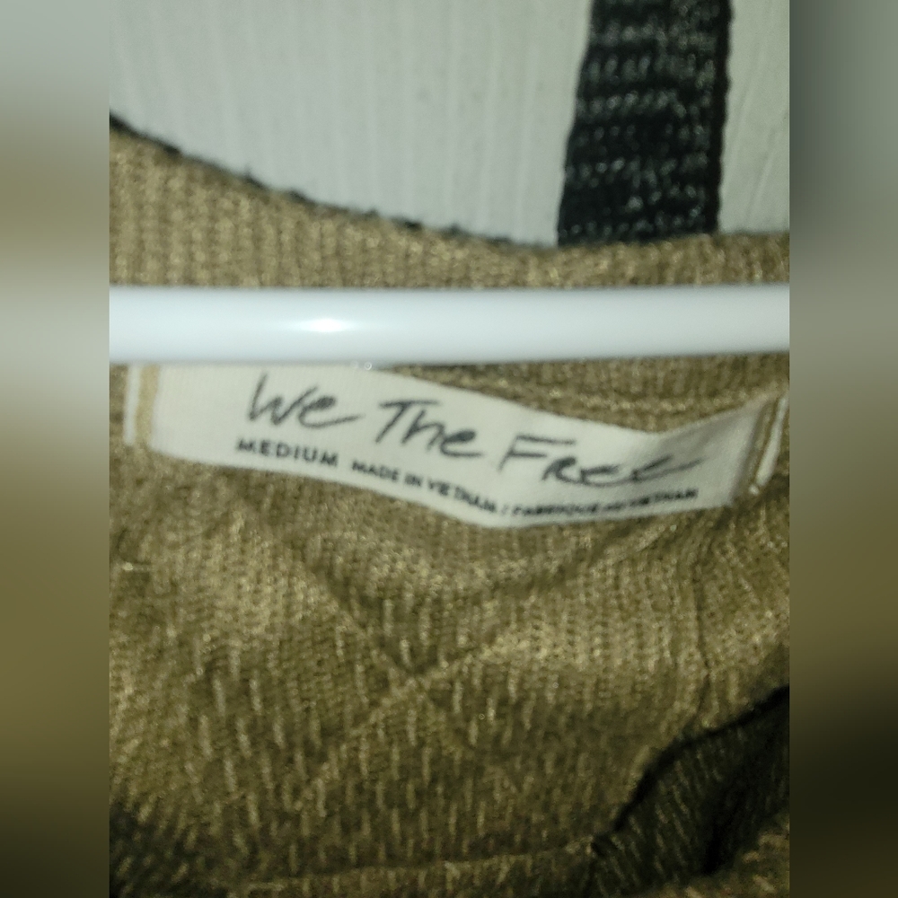 Sweater - Picture 2 of 2